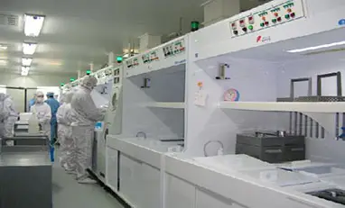 硅圆片冲片机